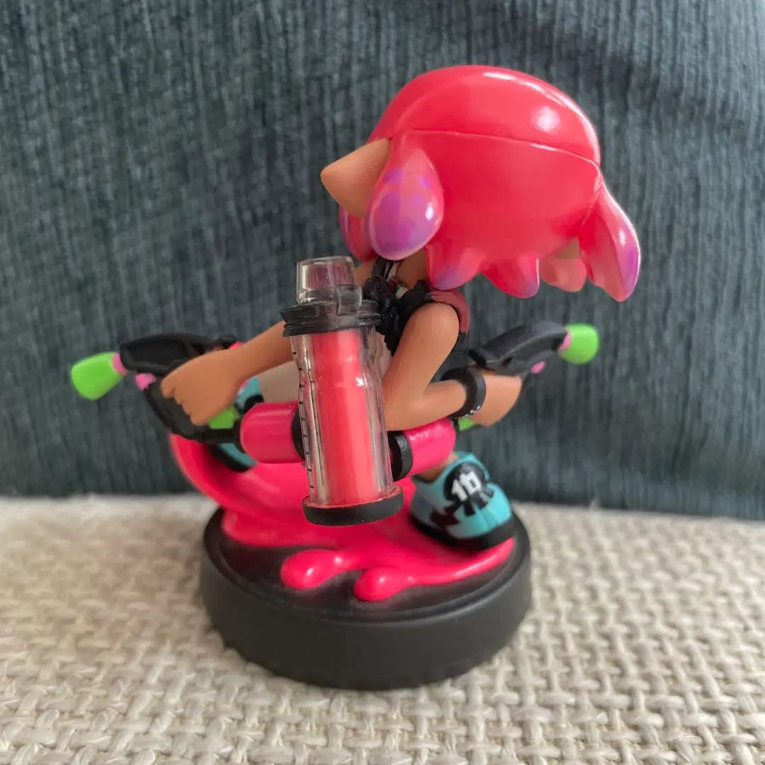 Squid Action Figure Splat Shooter