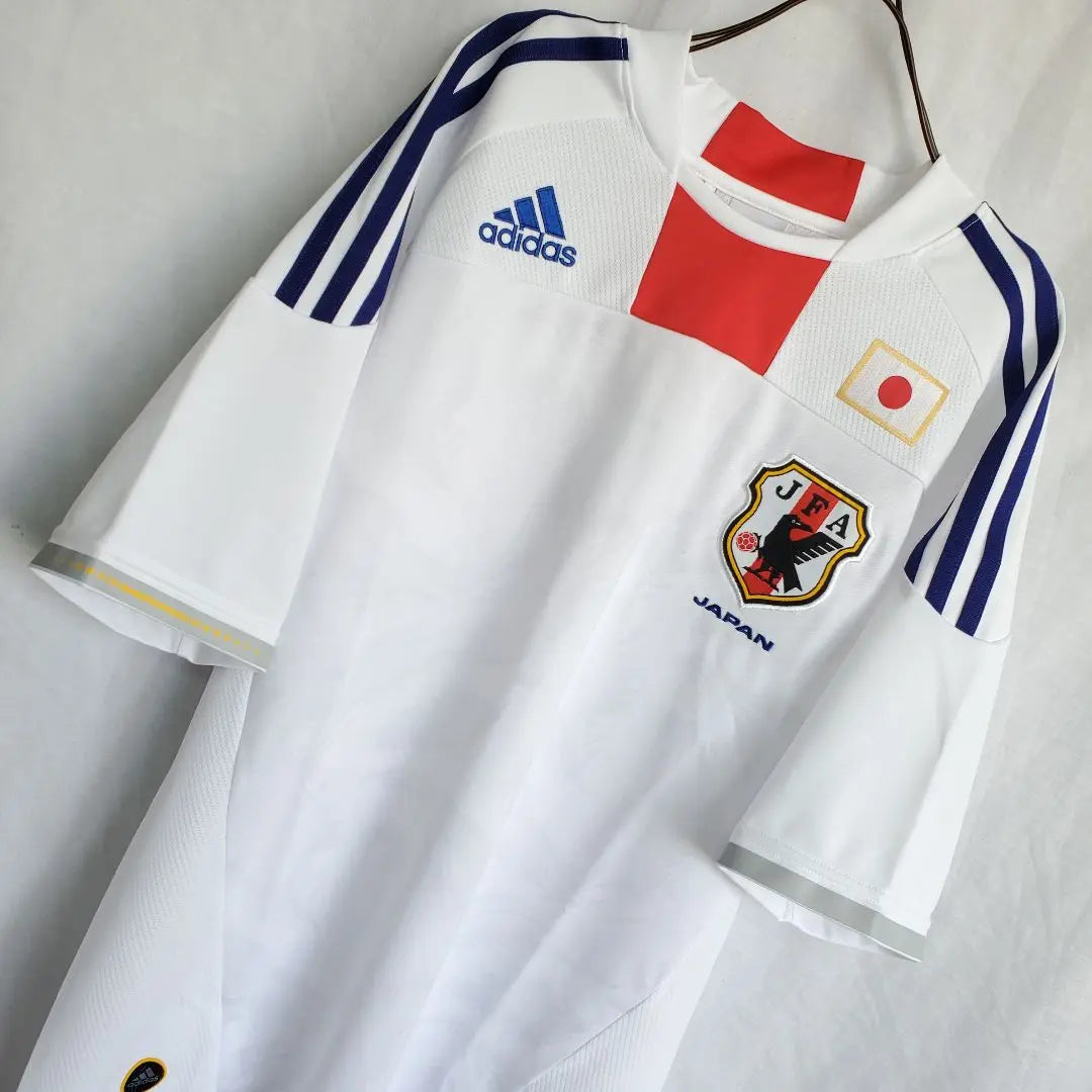 adidas Japan National Team Away Uniform Wear 2010-2011