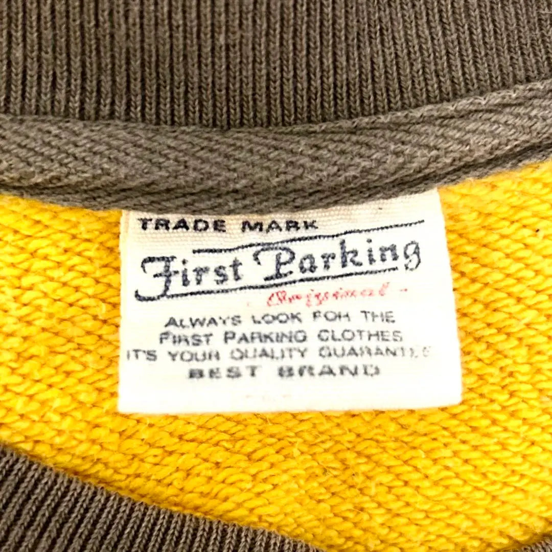 ⭐︎Good condition⭐︎ First Parking sweatshirt