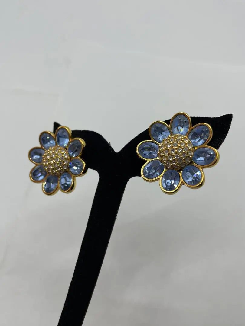 Swarovski Vintage sparkly earrings #34