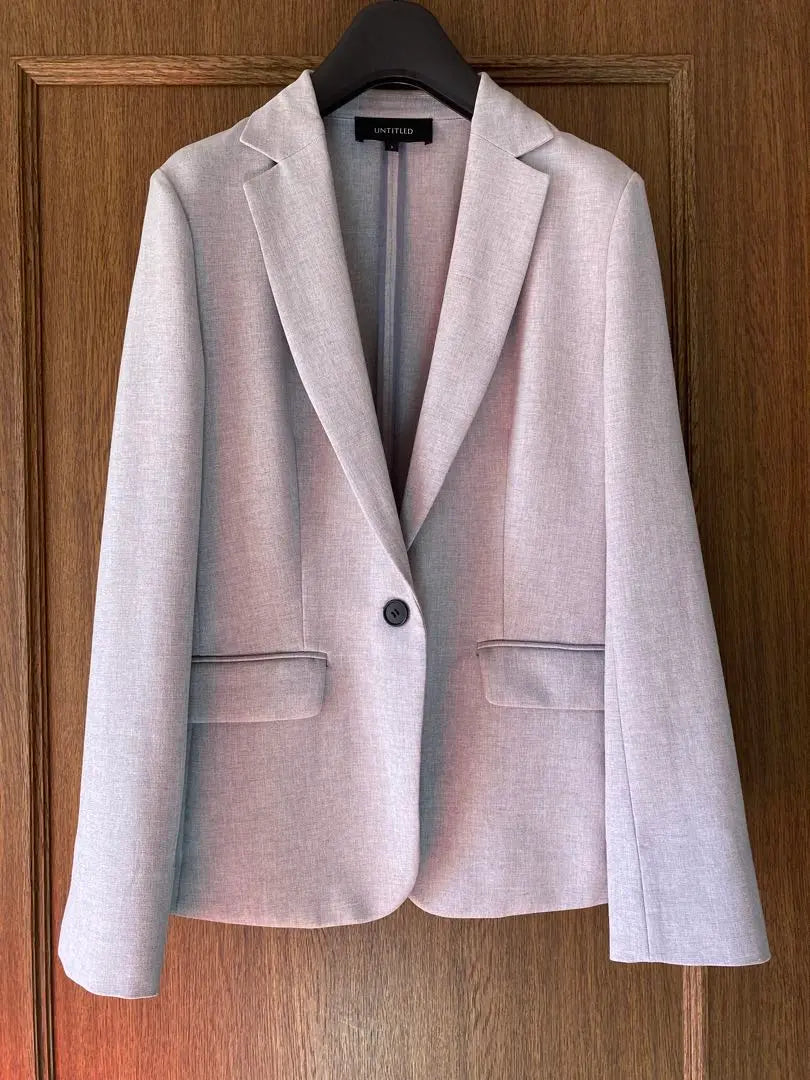 Chaqueta entallada UNTITLED talla 3 gris claro