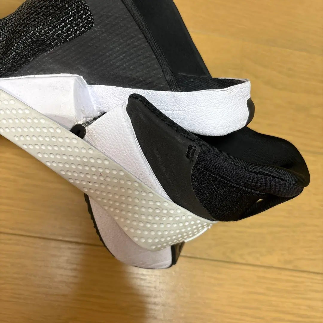 [Anonymous delivery] NIKE Go Fly Ease