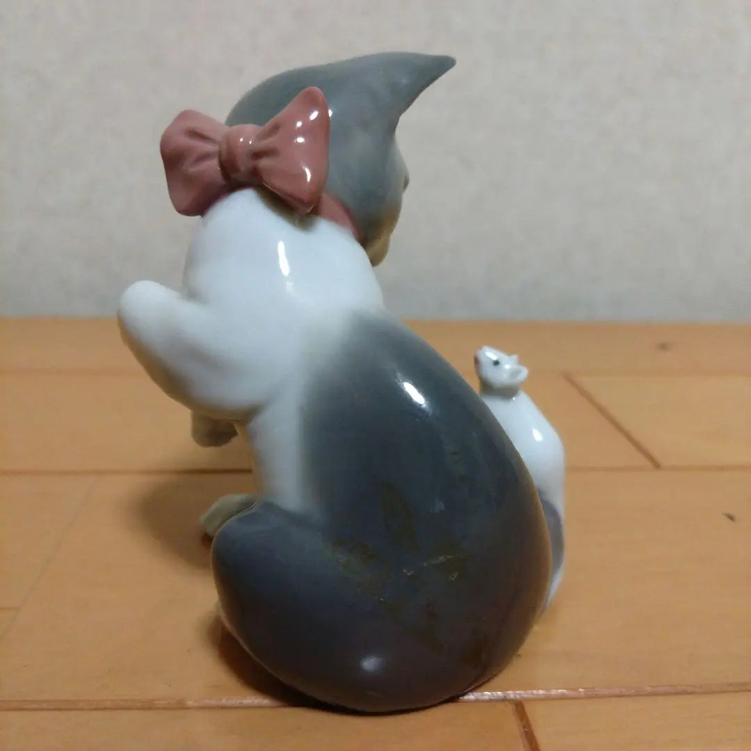 [Extremely beautiful] LLADRO Riyadoro Surprised kitten -chan pottery figurine