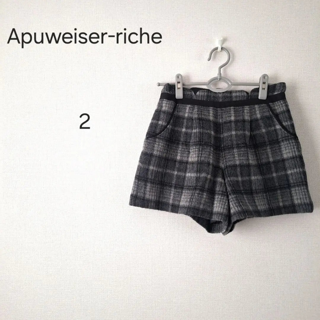 877* Appweiser Riche Checkered Shorts Size 2