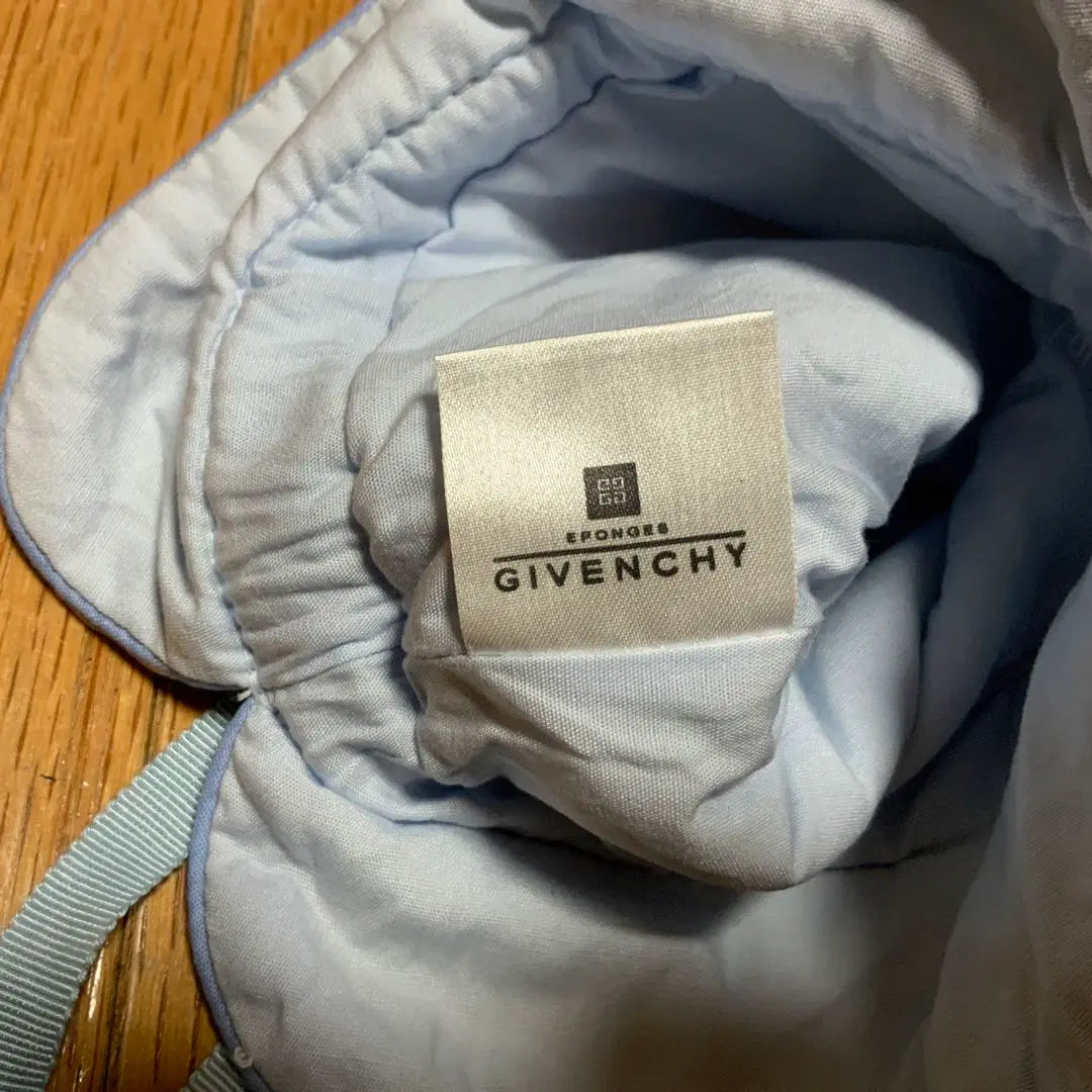 GIVENCHY Givenchy Pouch Drawstring