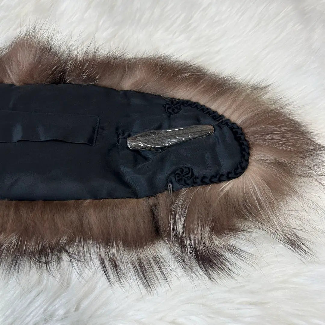 SAGA FOX Collar Fox Fur Fur Ceremonial Occasions