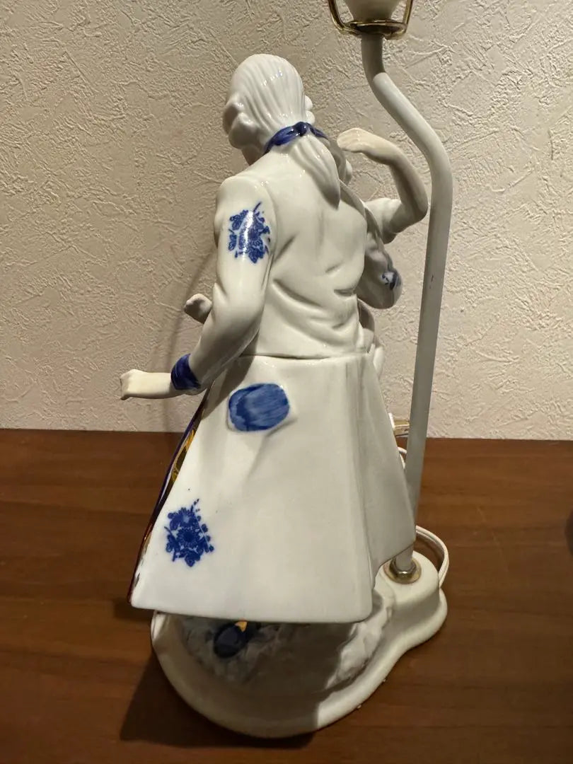 Seto Novelty Ancient Doll Stand Lamp Electric Stand Ceramic Doll Kato Crafts Made of Ceramic