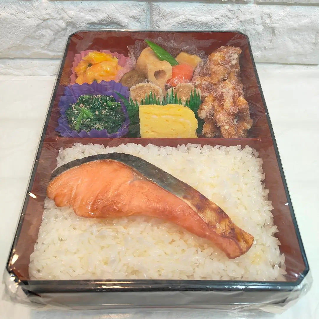 Muestras de comida Bento de salmón Muestra de comida original Tienda Iwasaki BII Nuevo y sin abrir