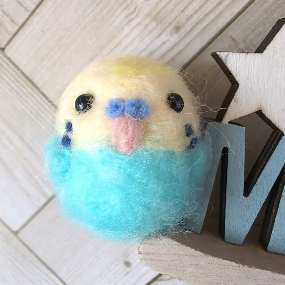 Wool felt budgie Christmas object ornament 73