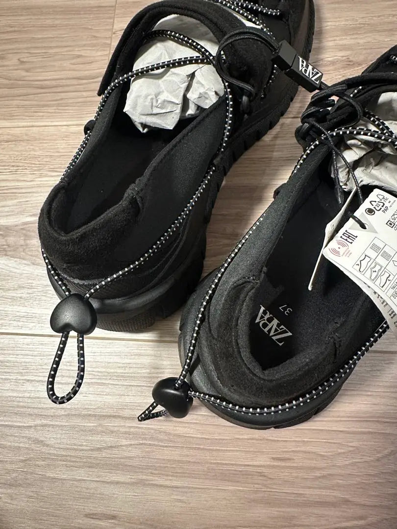 [ZARA] Zapatos con suela de camión