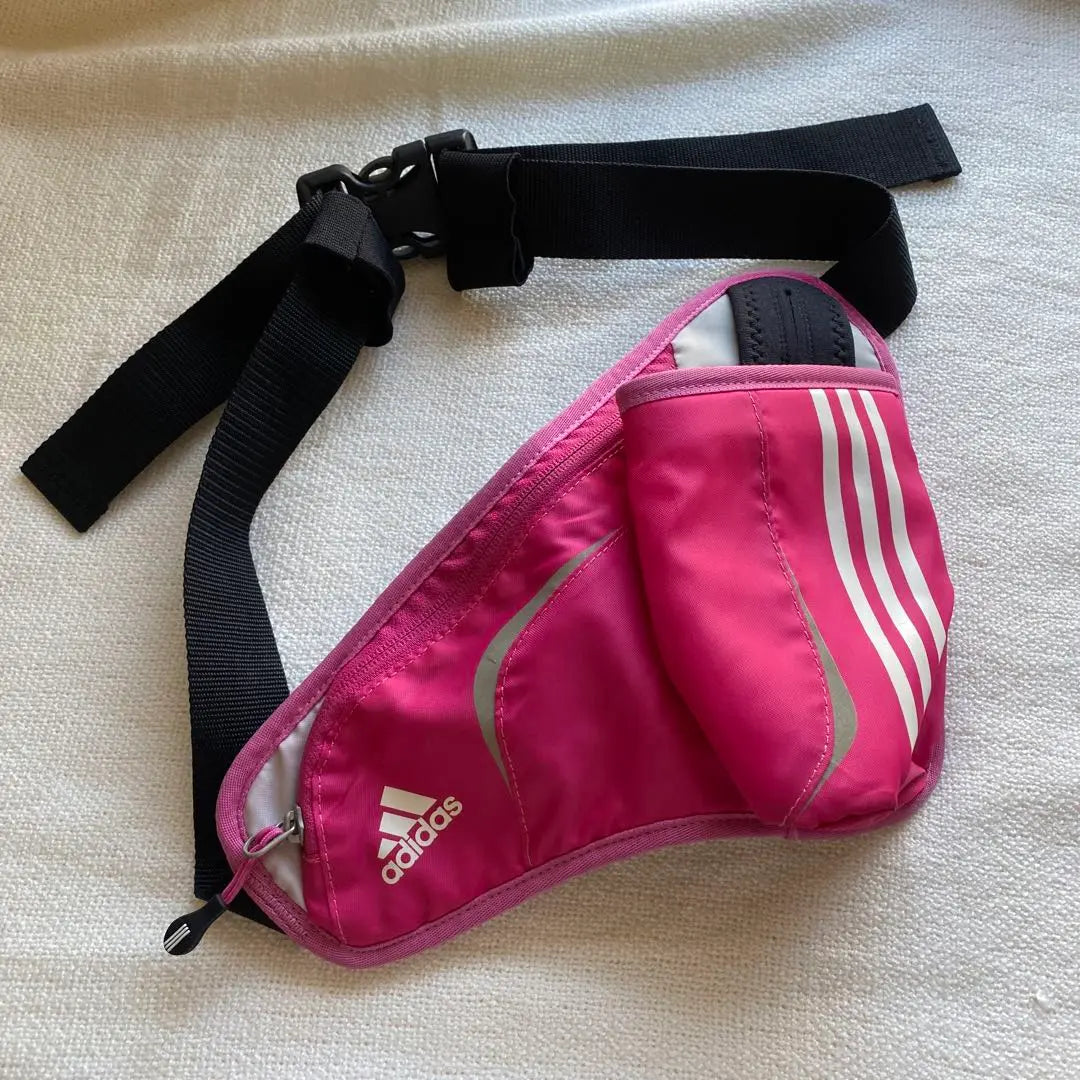 adidas body bag pink | adidas ボディバッグ ピンク