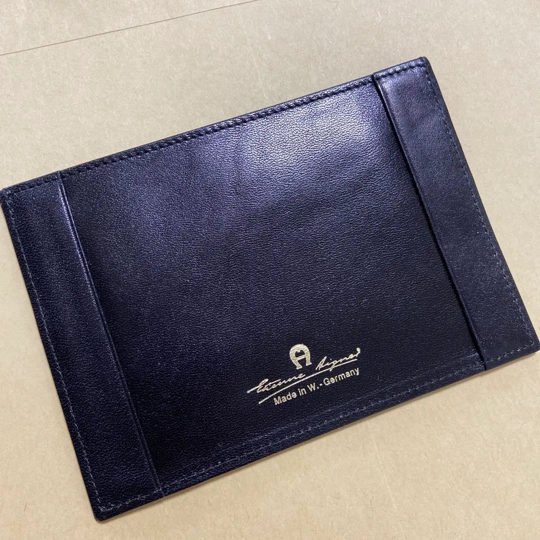 Aigner card holder