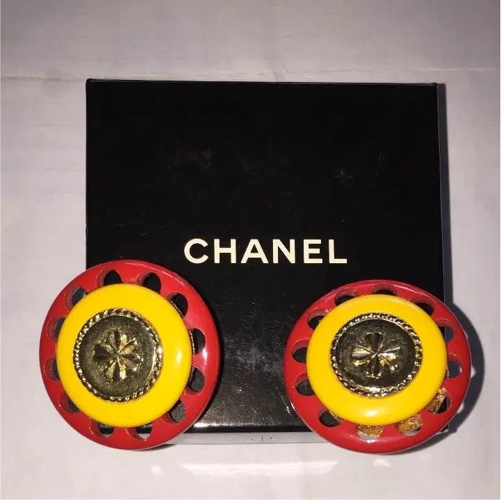 ★★ EXILE 917 ★★ ✨ CHANEL Clover earring / with box | ★★exile 917様★★  ✨CHANEL クローバーイヤリング／箱付き✨