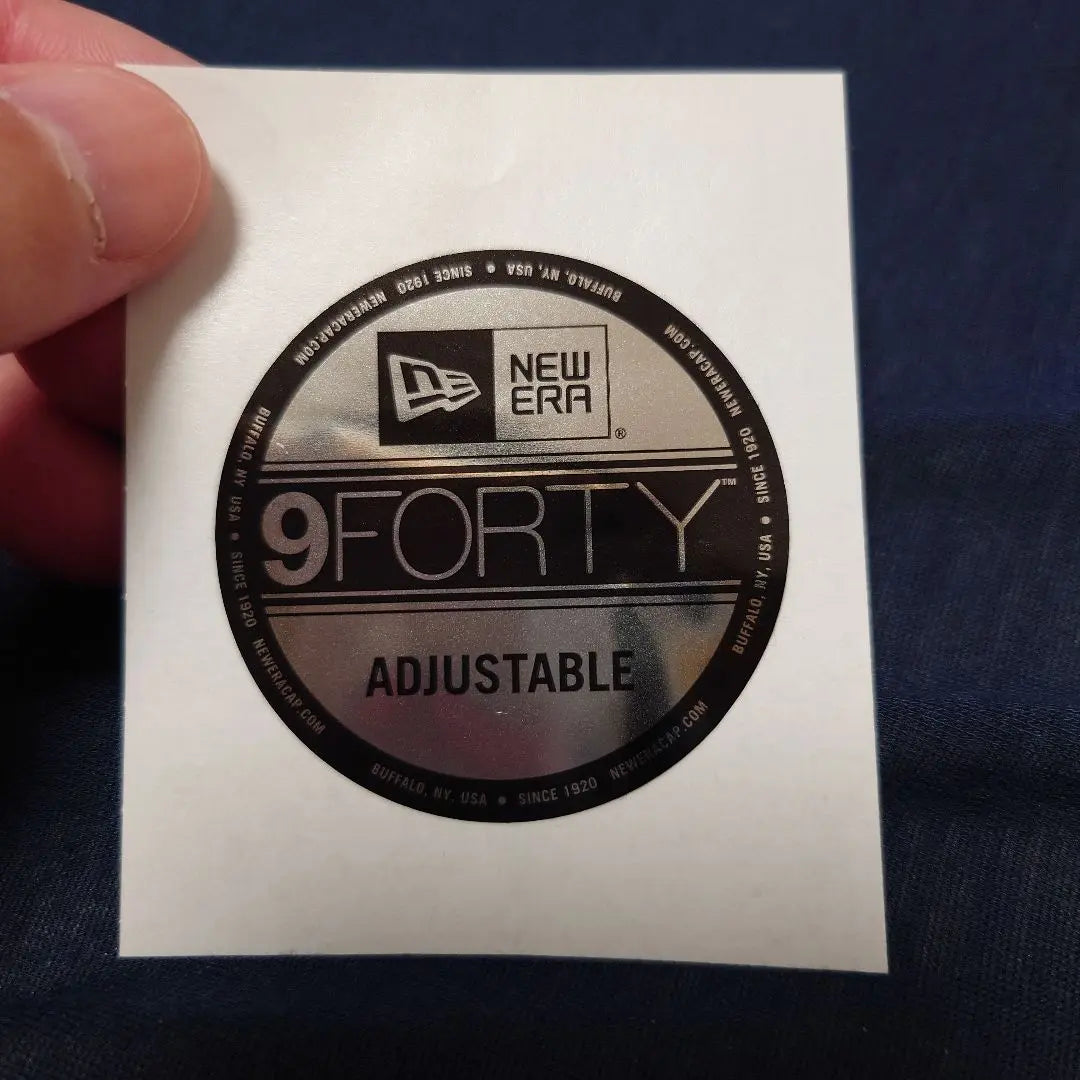 [Rare listing] [New, unused, genuine] New Era size sticker (9FORTY)