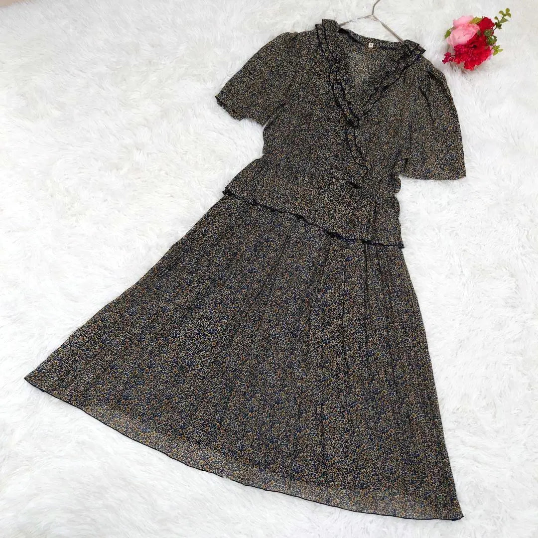 A2427 Small Flower Pattern Heart Light Piece LL Flare Skirt Light Spring / Summer made in Japan