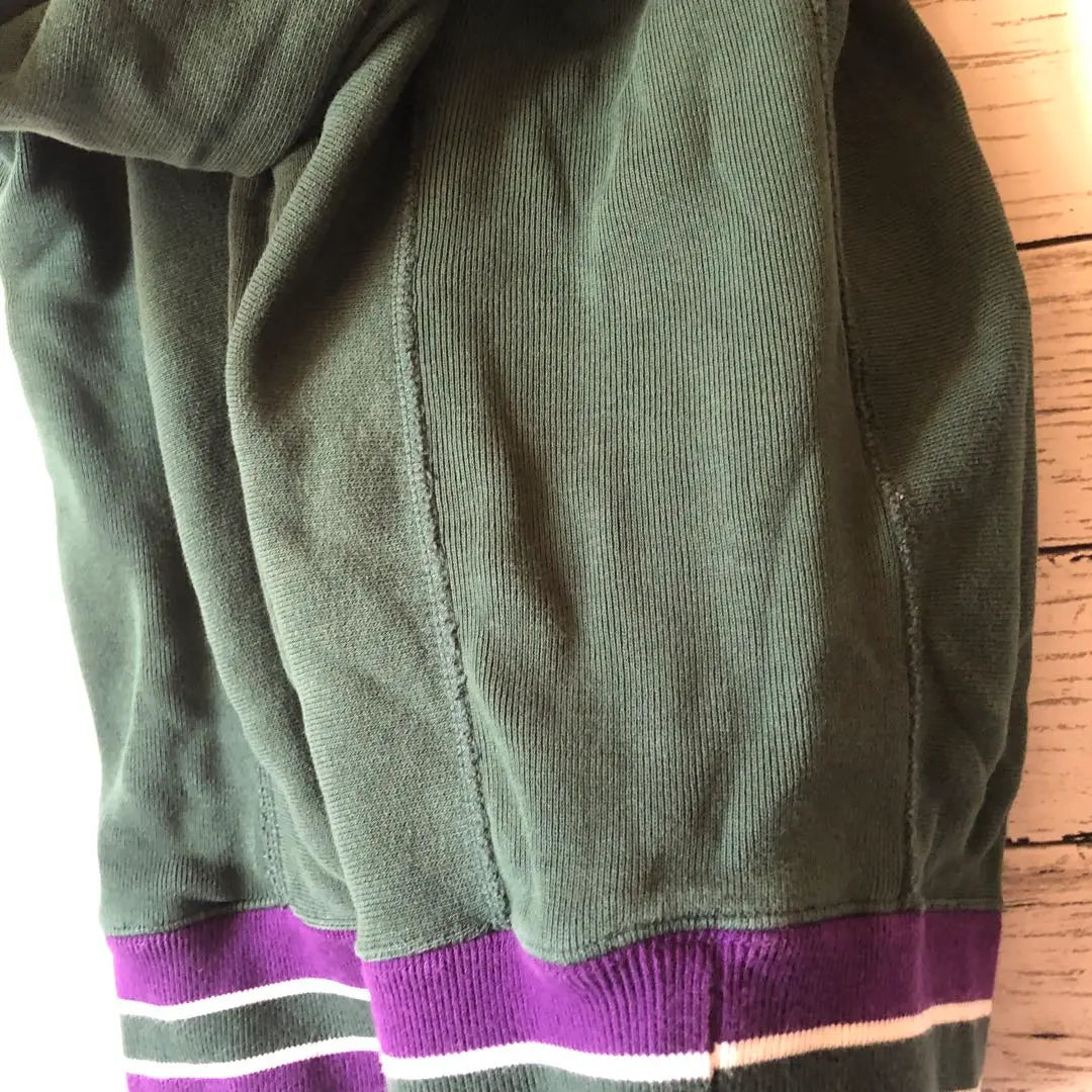 [Rare] Champion Embroidered Logo Reverse Weave Sweatshirt