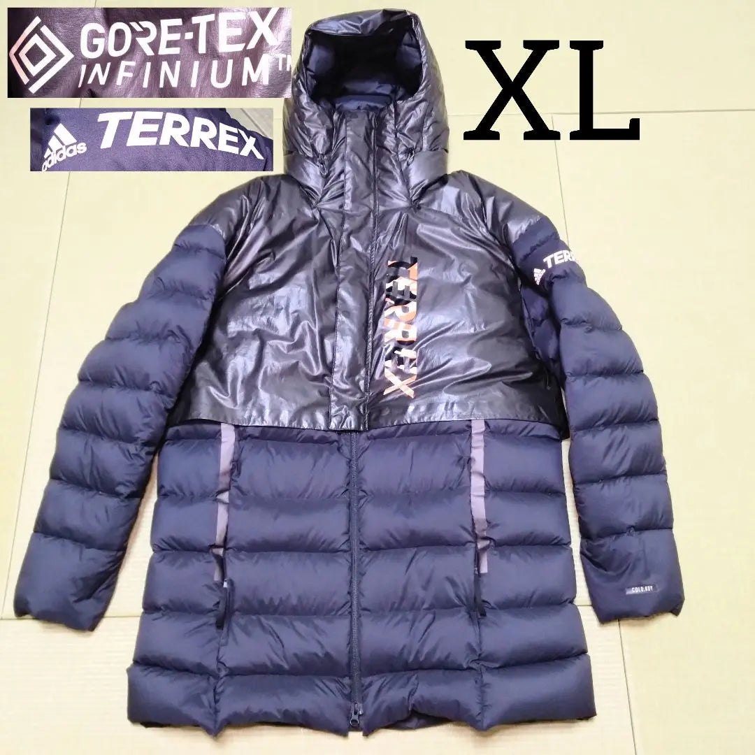 Adidas, chaqueta de plumón XL TERREX rara XL | Camiseta adidas、XL TERREX ダウンジャケット 希少XL