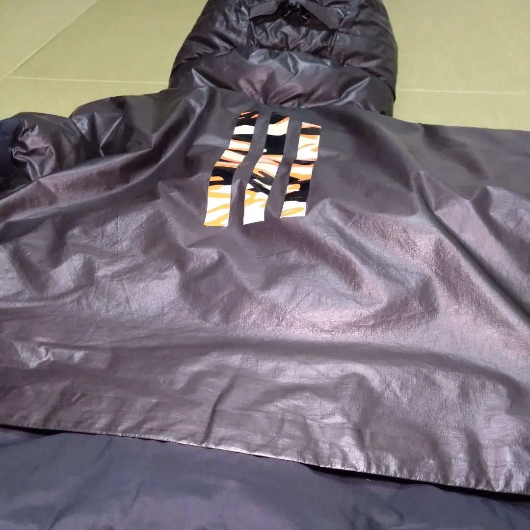 Adidas, XL TERREX down jacket rare XL | 美品adidas、XL TERREX ダウンジャケット 希少XL