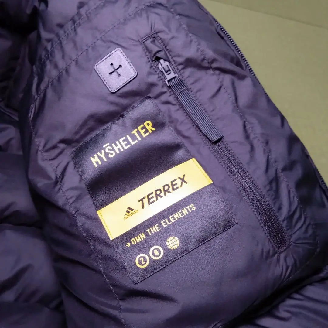 Adidas, XL TERREX down jacket rare XL | 美品adidas、XL TERREX ダウンジャケット 希少XL