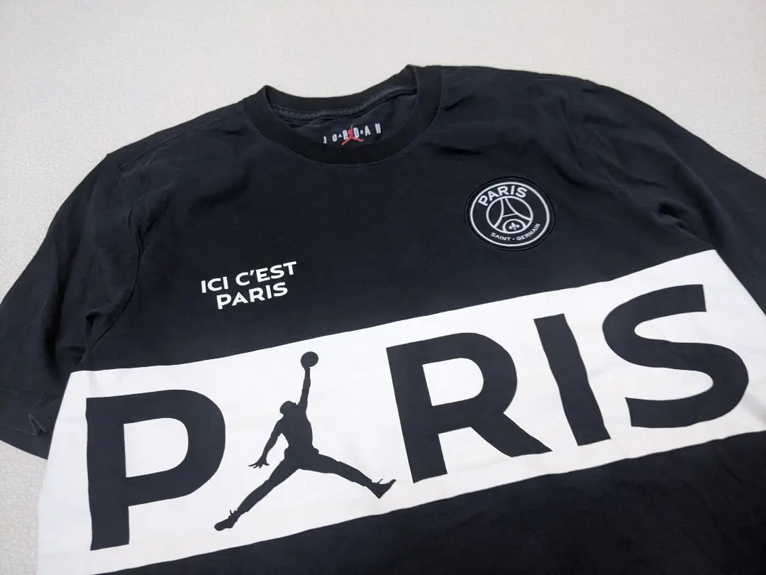 Paris Saint-Germain Jordan Collaboration Big Logo T-shirt