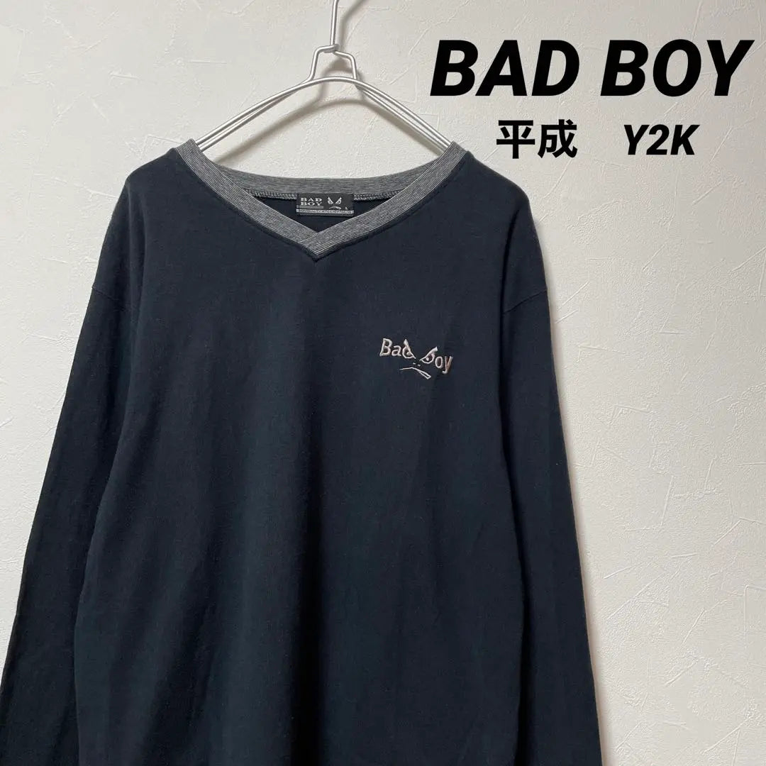 Camiseta larga BAD BOY Old Clothing con cuello en V y logotipo bordado Archivo Heisei Y2K