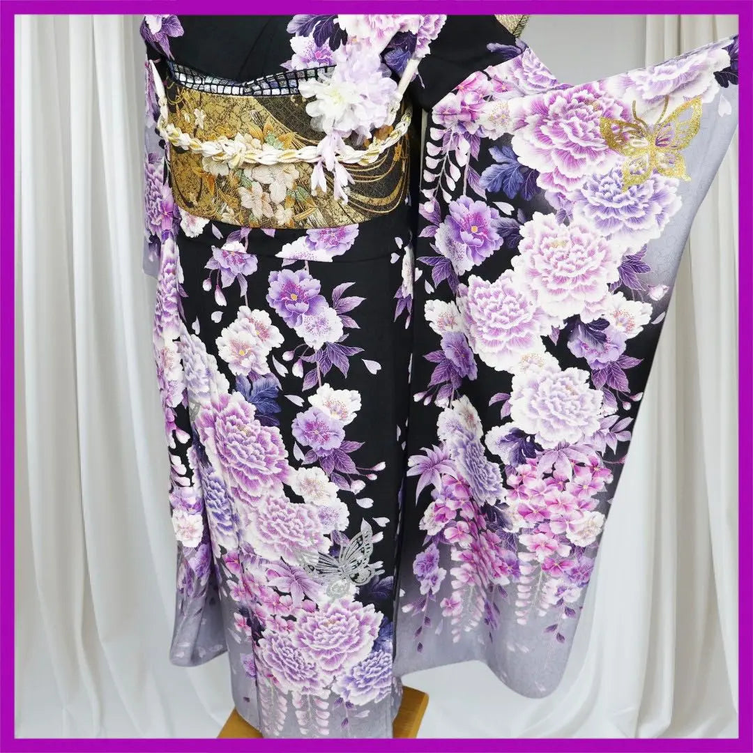 E2114★ Kimono Atsuyuki ★ Two-piece furisode set ★ Luxurious flower pattern that stands out against a black background