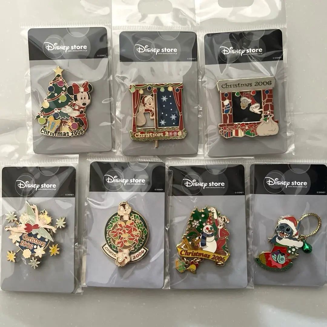 [Rare item] 1006 Limited Disney Christmas Pin Badge Set of 7