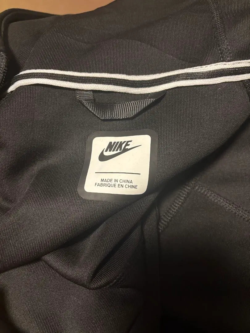 NIKE Tech Fleece