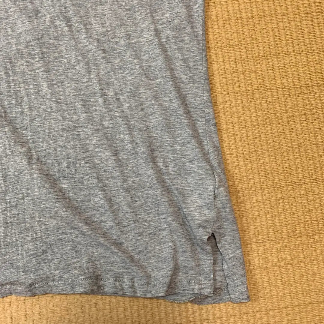 Camiseta de cuello en V APC, jaspeada, gris, para mujer