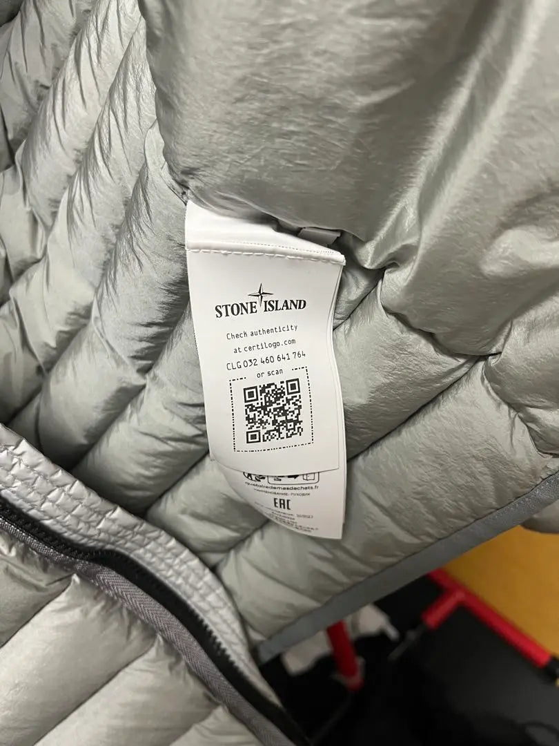 Chaqueta de plumón tejida en telar STONE ISLAND de tamaño XL