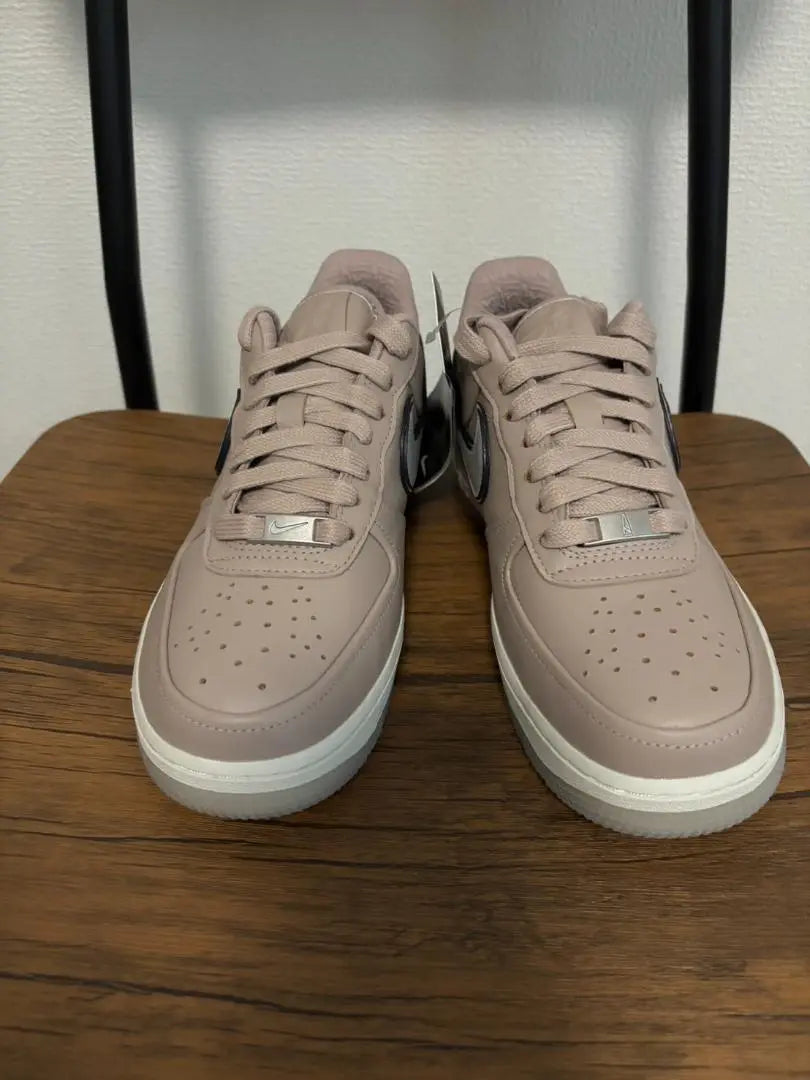 A Ma Maniére Nike Women's Air Force 1Low