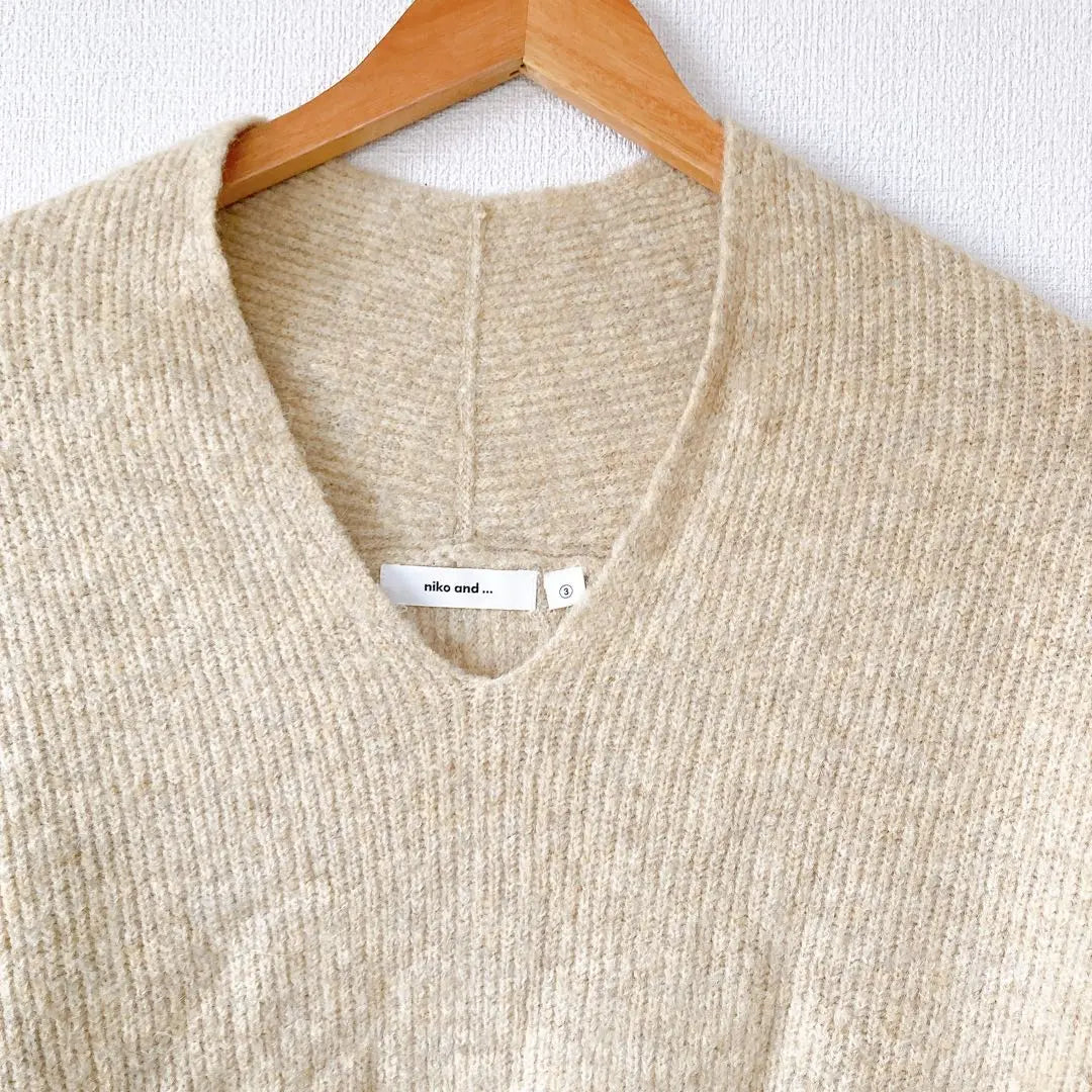 Niko y .../Cuello en pico/punto/suéter/Sin talla/beige/ | niko y... /Vネック/ニット/セーター/サイズ記載なし/ベージュ/