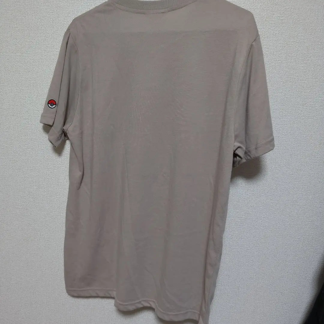 Unused! Size L Pokemon Upper T-shirt Beige