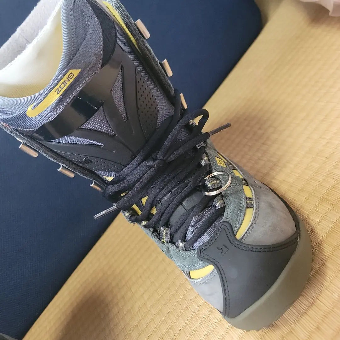 Botas de snowboard Zone Gris/Amarillo unos 24,5 cm | ZONA スノーボードブーツ グレー/イエロー約24.5センチ