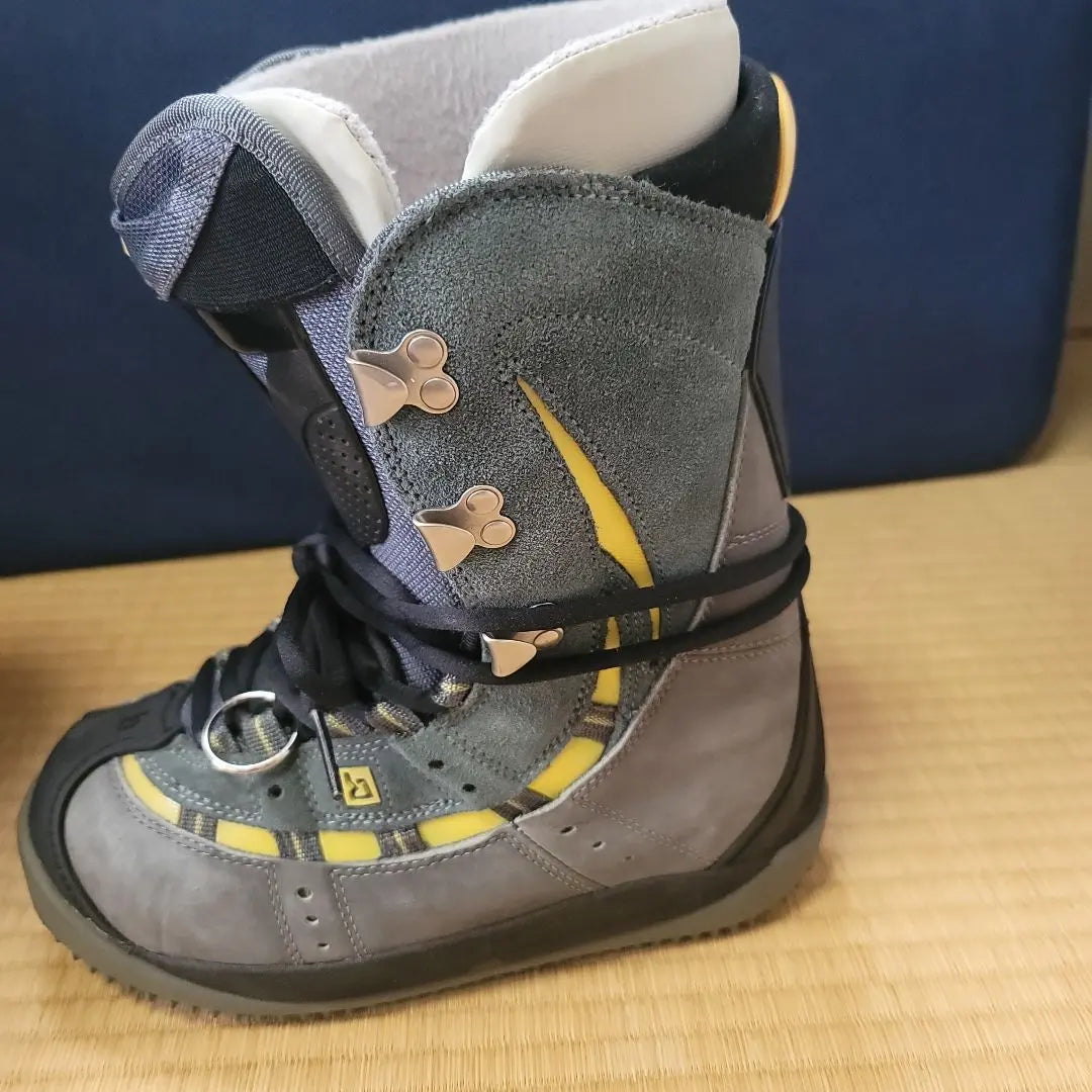 Botas de snowboard Zone Gris/Amarillo unos 24,5 cm | ZONA スノーボードブーツ グレー/イエロー約24.5センチ