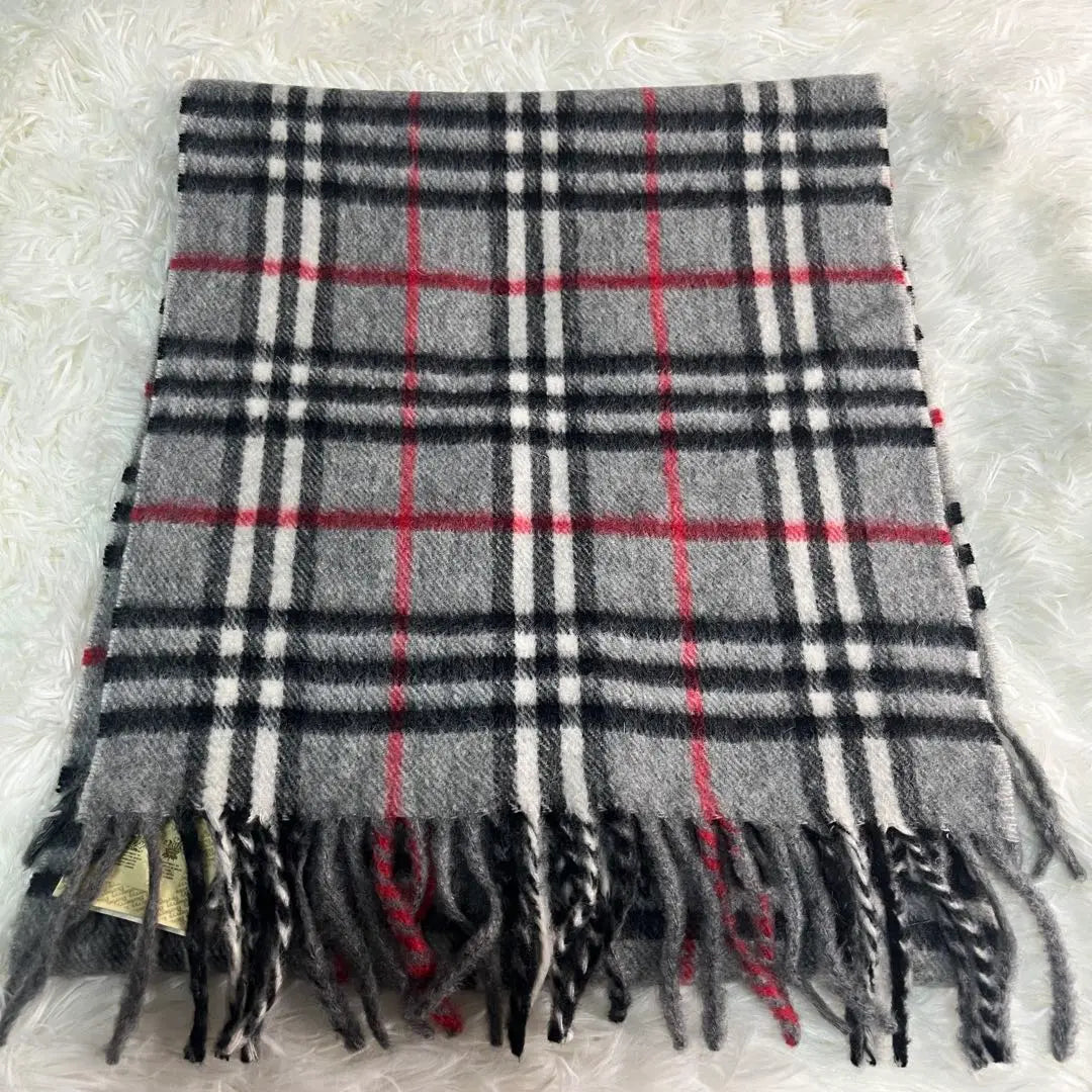 Unused Tag bag with Burberrys Burberry Cashmere 100% muffler