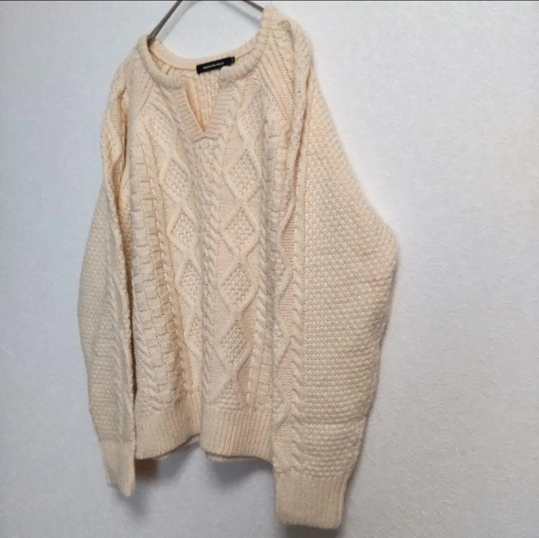 ★[AMERICAN HOLIC] Sweater (M) Ivory long sleeve tops