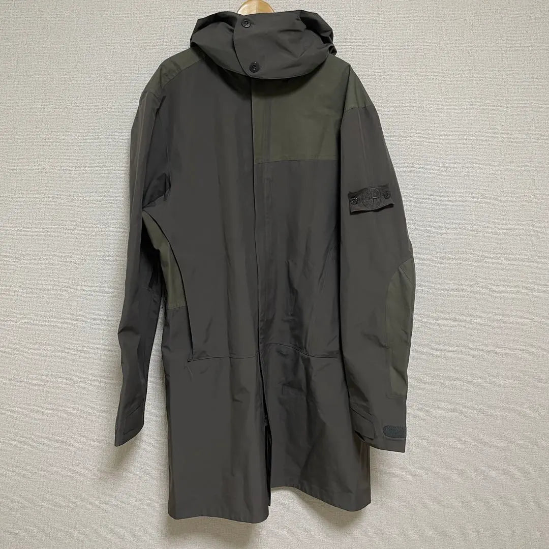 Abrigo fantasma STONE ISLAND GHOST PIECE Talla XL