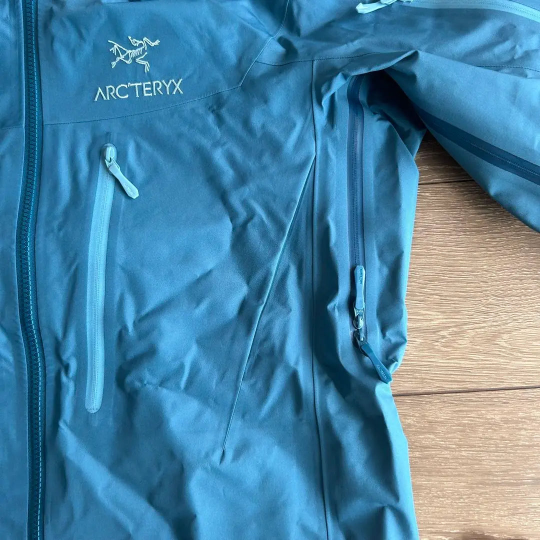 Chaqueta Arcteryx Alpha Sv Serene S