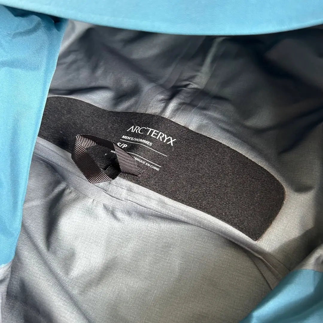 Arcteryx ALPHA SV JACKET SERENE S