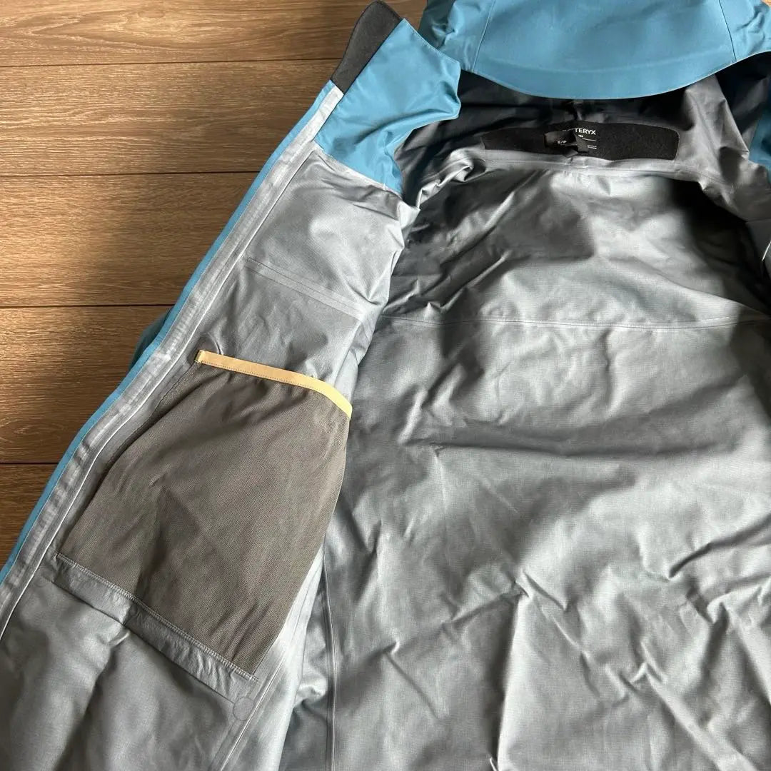 Chaqueta Arcteryx Alpha Sv Serene S