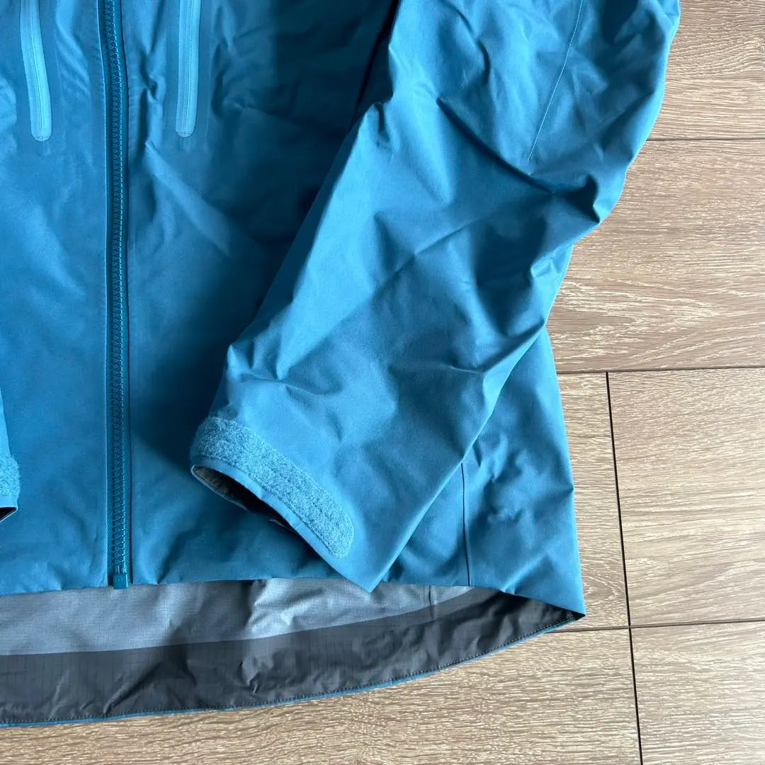 Chaqueta Arcteryx Alpha Sv Serene S