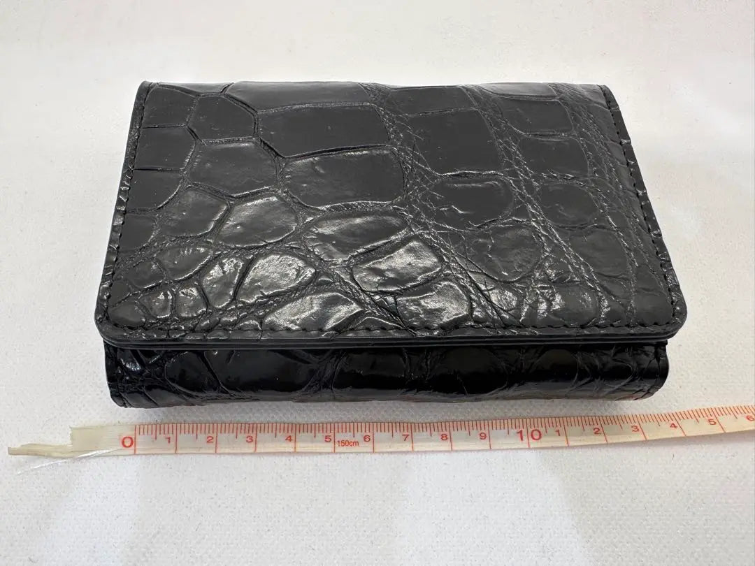 Increase your financial luck every day [New and unused] Crocodile black bi-fold wallet [Special discount]