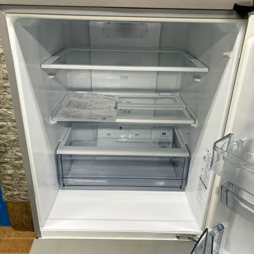 309Z AQUA 3-door refrigerator, living alone, left-opening, extremely beautiful condition, operation confirmed