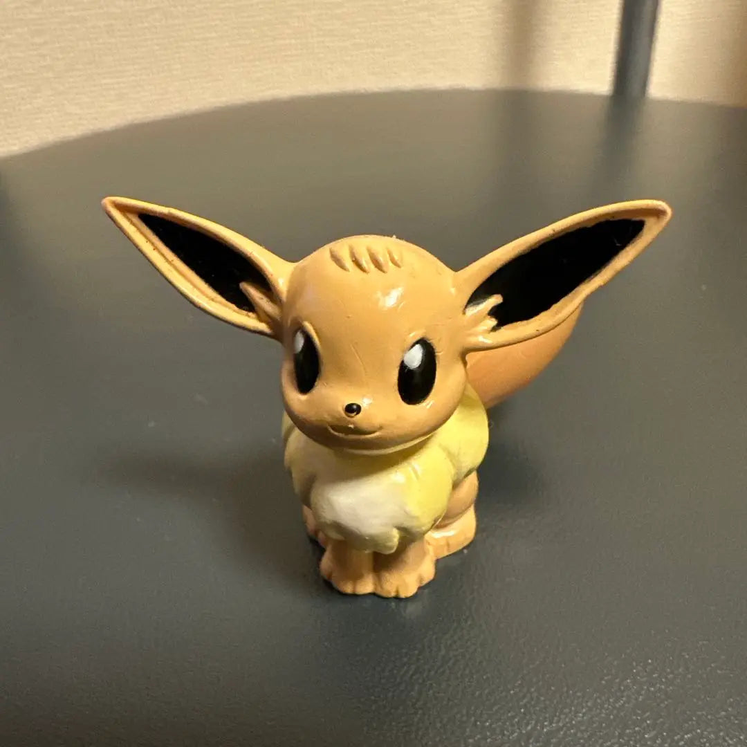 Early First Generation Moncolle Eevee