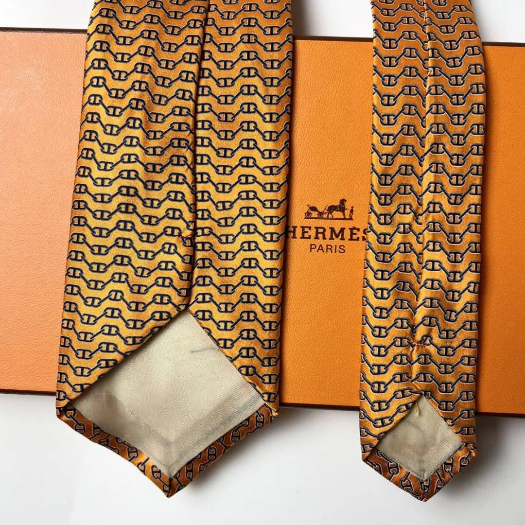 Yellow Gold Hermes HERMES Tie 100% Silk Good condition