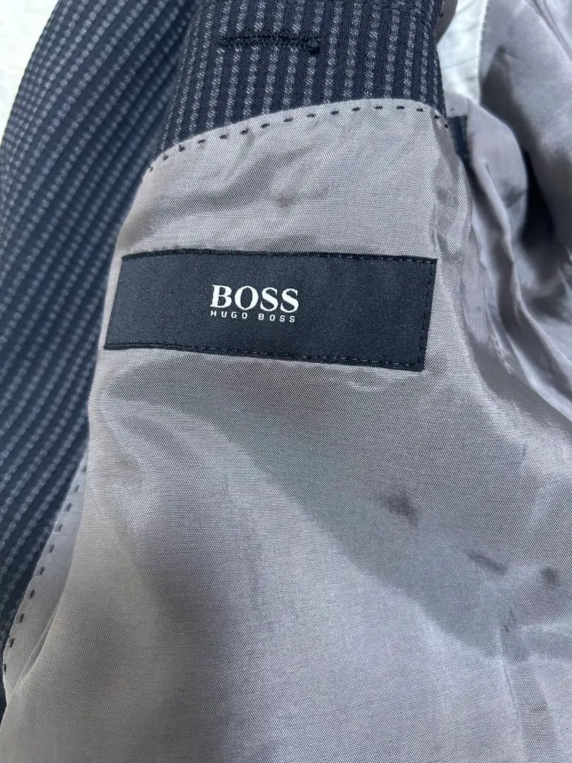 [XXL 52] Chaqueta de sastre a rayas de HUGO BOSS | 【XXL 52】HUGO BOSS テーラードジャケット ストライプ