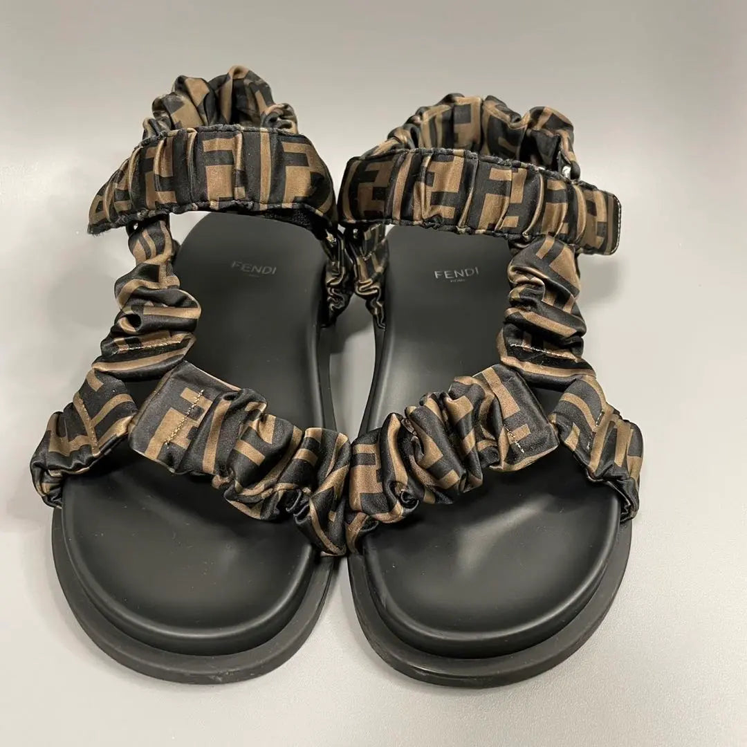 [Good condition] FENDI Feel Brown Satin Sandals 37 size