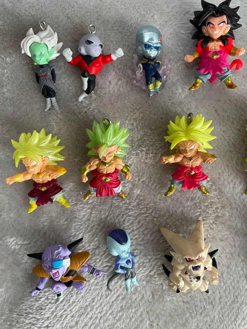 ③ Venta al por mayor de UDM primera edición Dragon Ball Broly