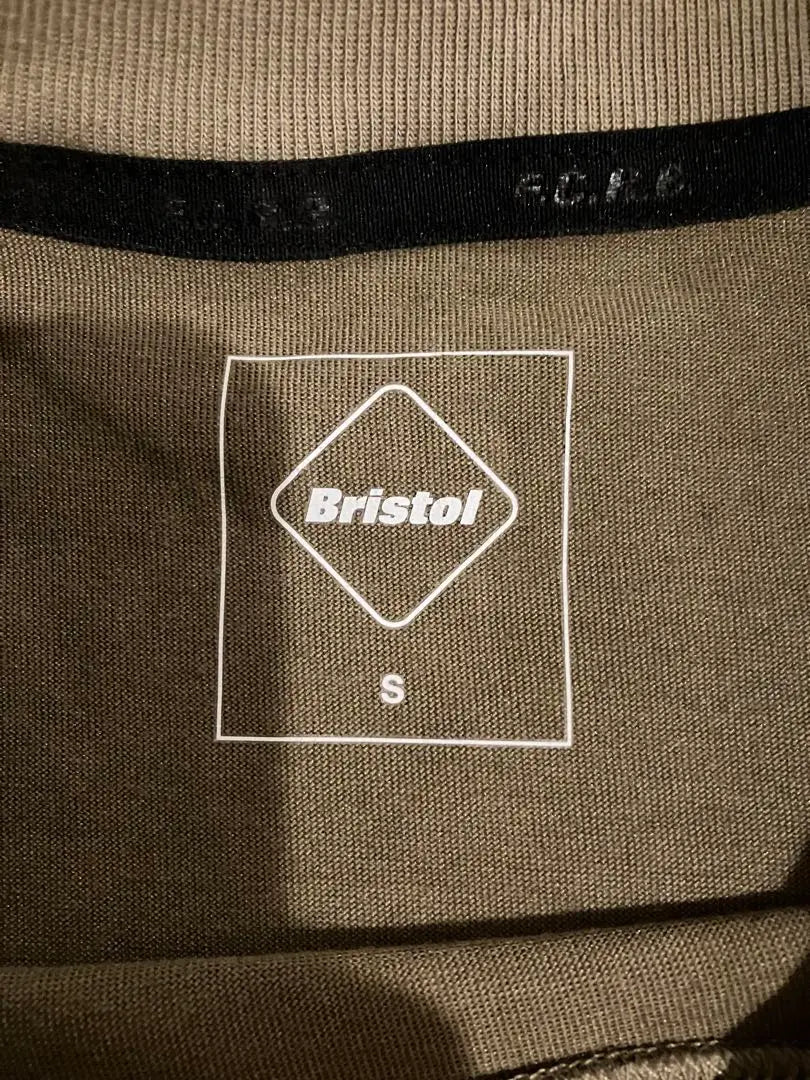 Nueva camiseta de manga larga FCRB Bristol cortada y cosida talla S beige